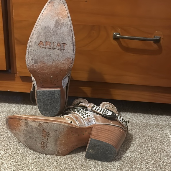 Ariat Women’s Dixon Rock N Roll Western Boot Natural Tan - Picture 3 of 3